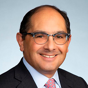 Mario de Castro Headshot photo